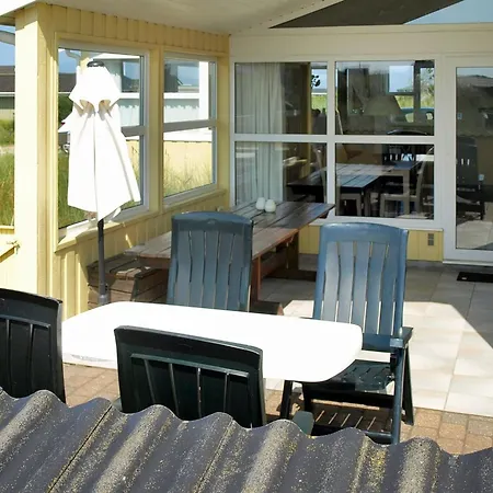 Thorir - 542m From The Sea By Interhome هيرتسهلس